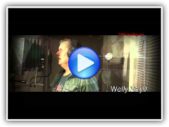 Johnny Valentino a.k.a. Wally Preyll allround entertainer te boeken bij www.johnnyvalentino.eu